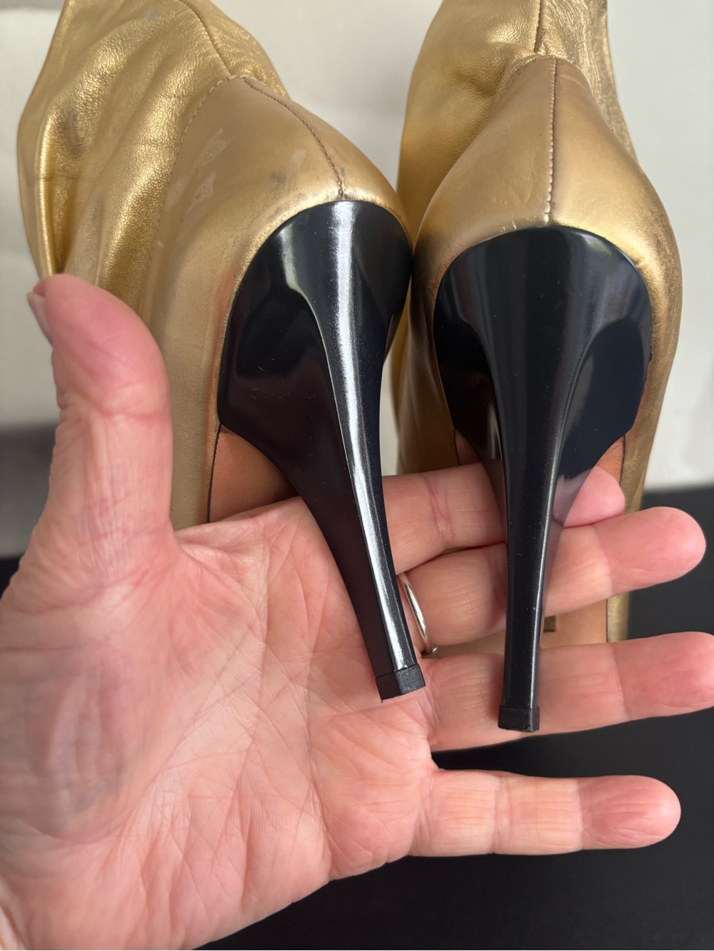 Gold boots - Picture 5 of 10